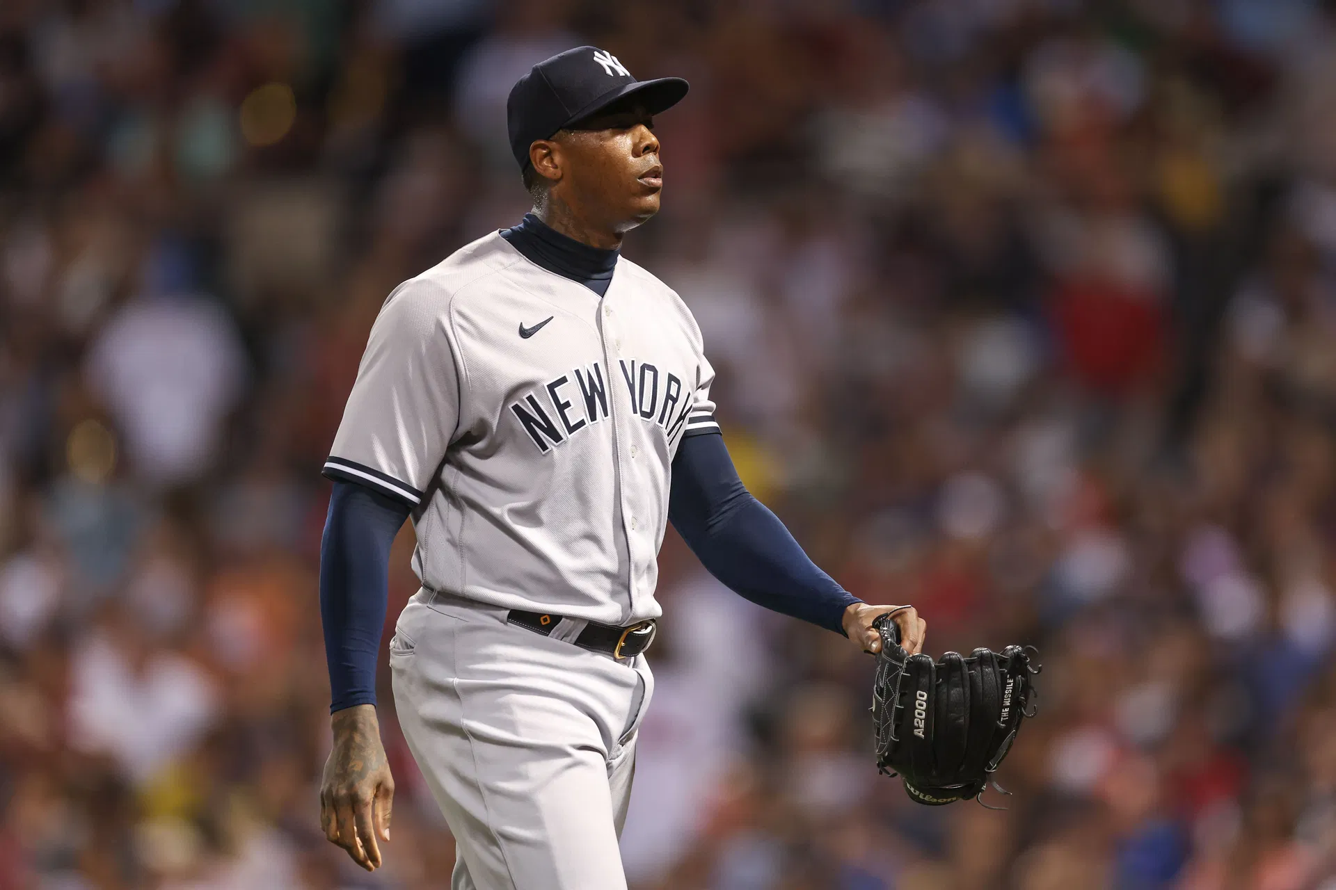 Good Riddance, biggest choke artist in MLB history - Yankees fans hit back at Aroldis Chapman for his latest anti-Bronx Bombers statement