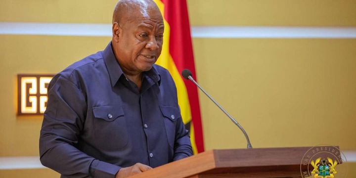 Mahama pays MPs’ ex-gratia and snubs Akufo-Addo’s Ministers