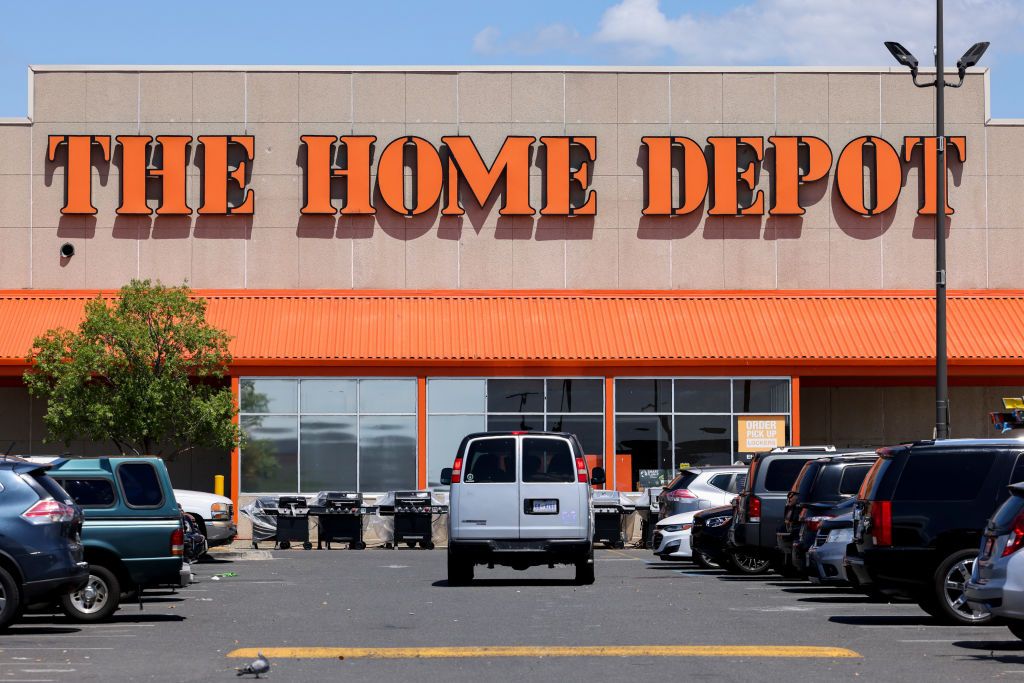 If You'd Put $1,000 Into Home Depot Stock 20 Years Ago, Here's What You'd Have Today