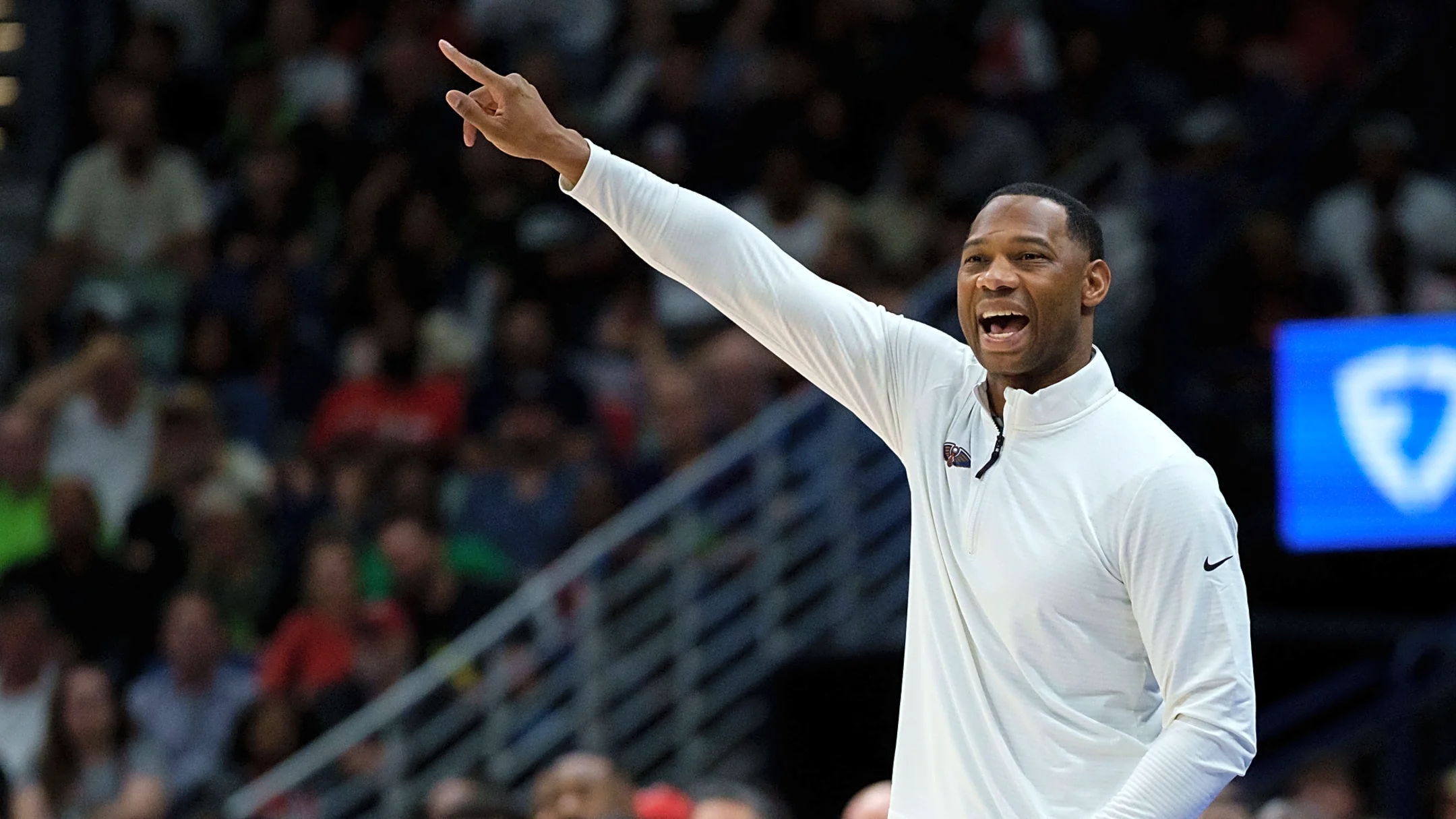 Report: Pelicans holding ‘serious’ talks about coach Willie Green’s future