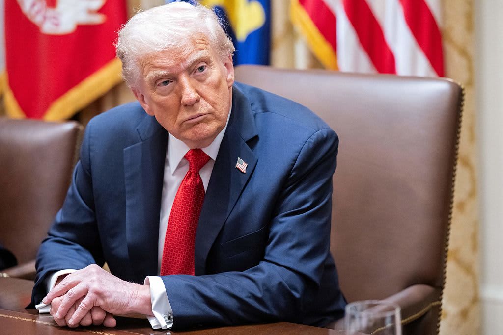 Trump administration must pay SNAP benefits despite government shutdown, judge rules - CNBC