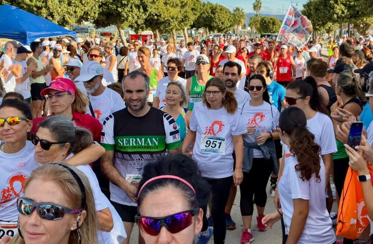 Hundreds rally in Torremolinos charity run to prevent suicide and support bereaved families