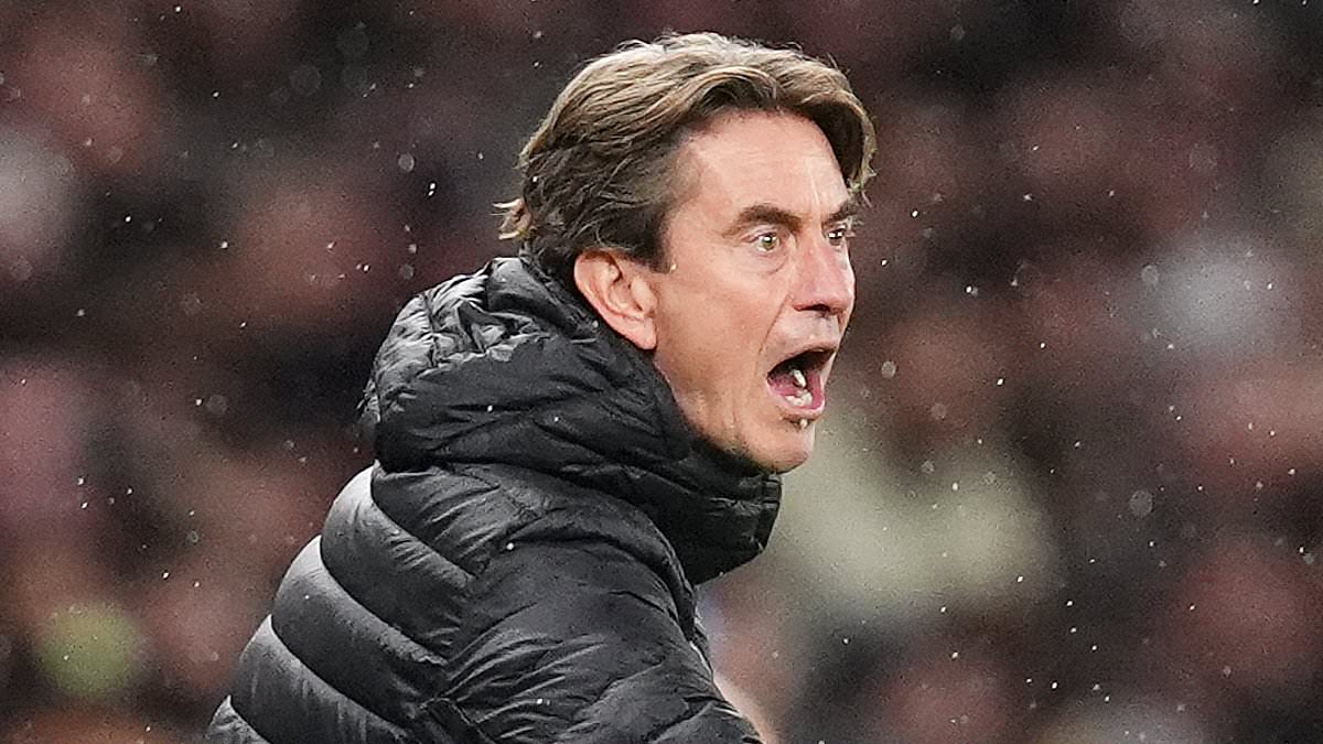 Jamie Carragher's brutal Spurs takedown: Thomas Frank's side 'played like a LEAGUE TWO team' in defeat by Chelsea as pundit names £52m star who was 'really poor'