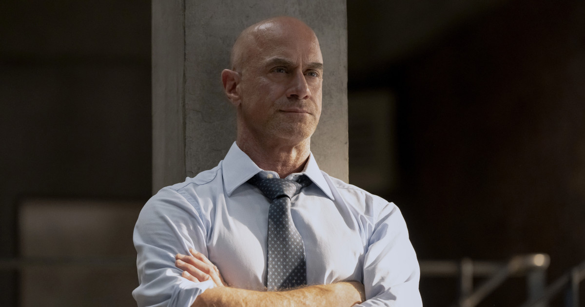 Christopher Meloni Admits His Intense Workout Routine Is a ‘Nightmare’