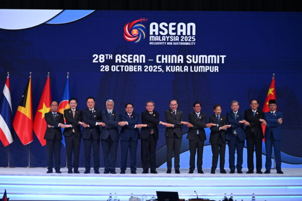 ASEAN, China Upgrade Free Trade Agreement