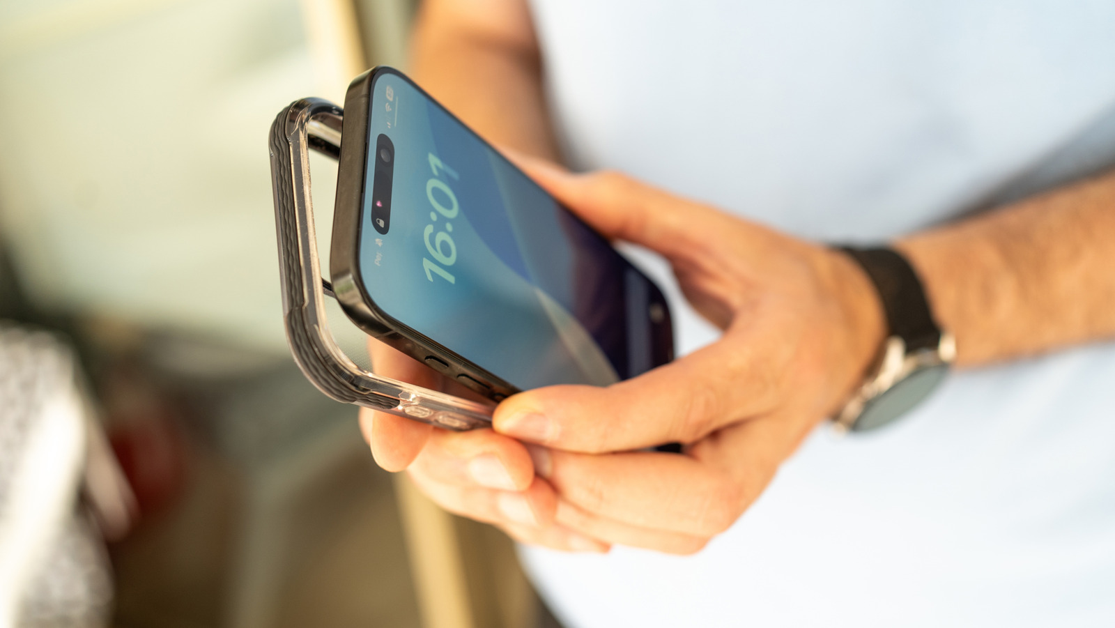 This Viral Phone Case Weighs 6 Pounds - But It's Not To Build Your Muscles