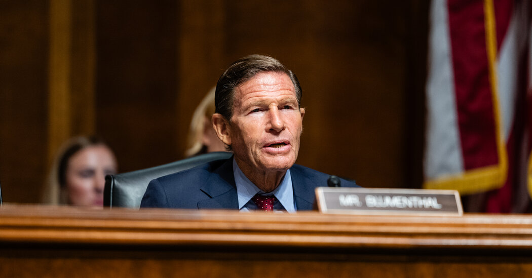 Donors to Trump’s Ballroom Are Asked Why They Chose to Remain Incognito