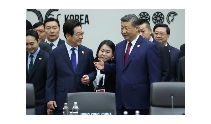 China’s Xi holds court at APEC summit after Trump trade truce