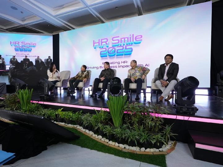 AI Jadi Sorotan Utama di HR Smile 2025