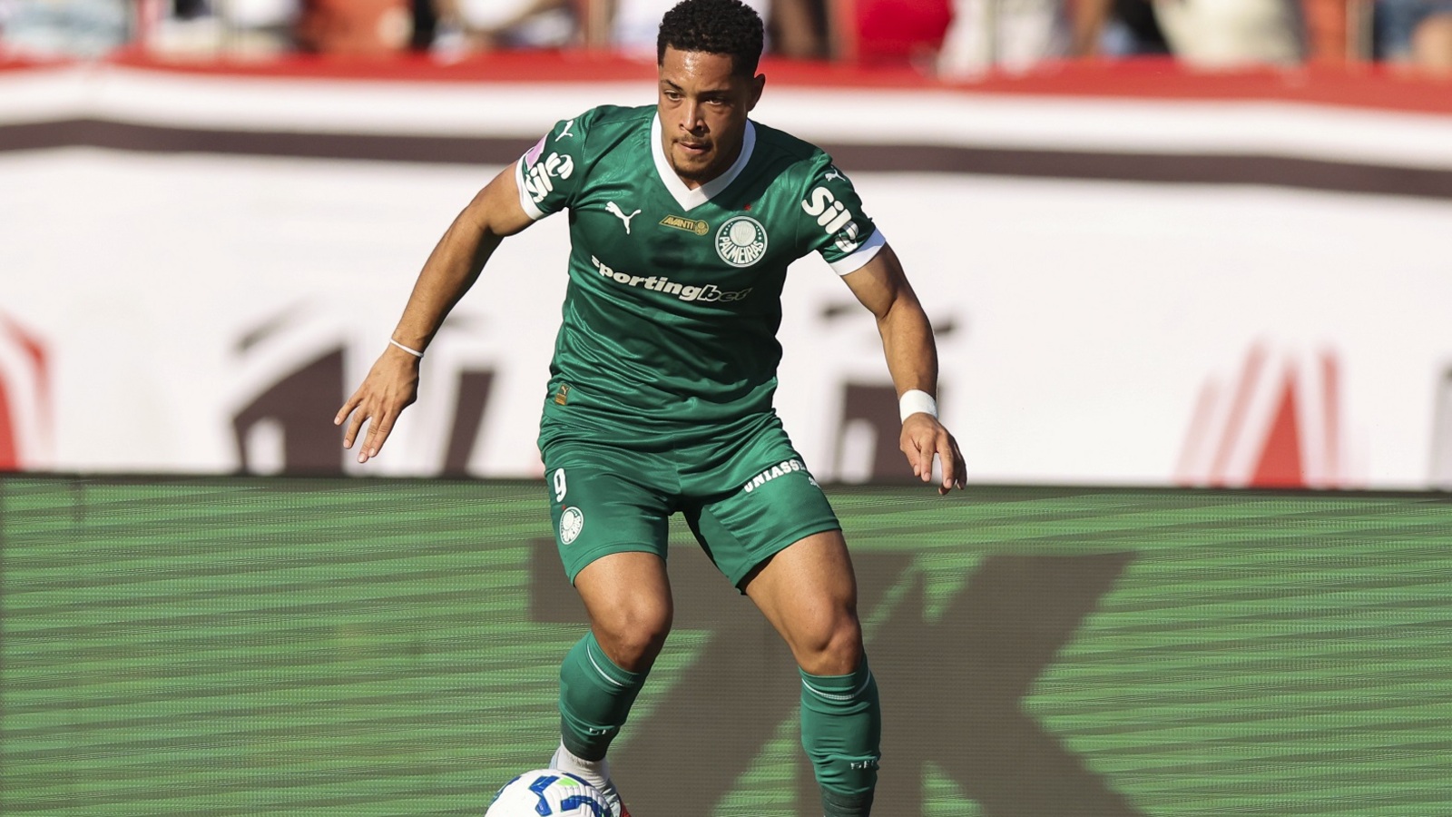 Report: Man United plot €50 million move for resurgent attacker