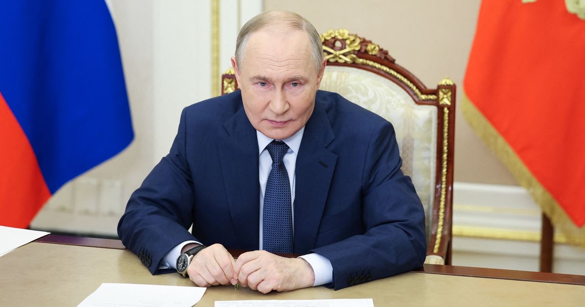 Putin unveils major border plans with China and North Korea setting February 1 deadline
