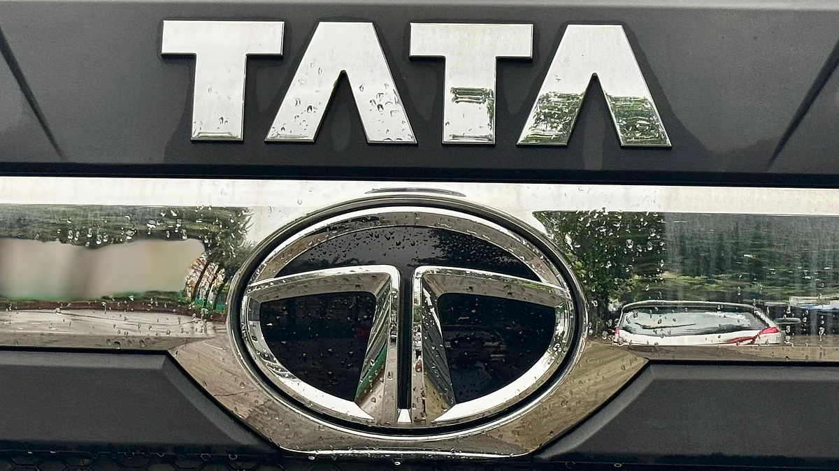 Tata Motors PV Ltd Achieves Record Sales in October 2025: 61,295 Units Sold, 27% YoY Growth