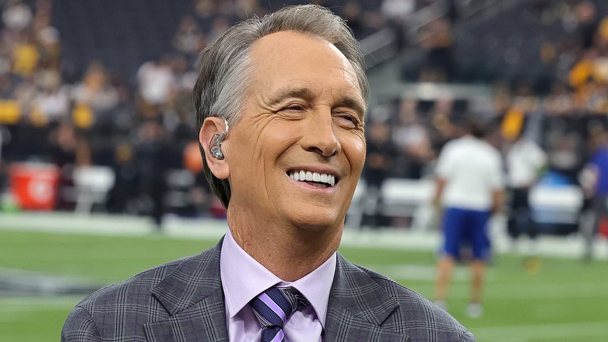 Cris Collinsworth makes pointed comment about Trump's White House during Sunday Night Football