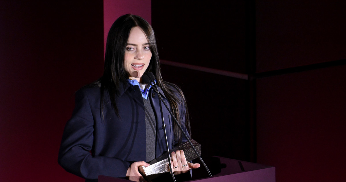 Billie Eilish Tells Billionaires to Give Their Money Away