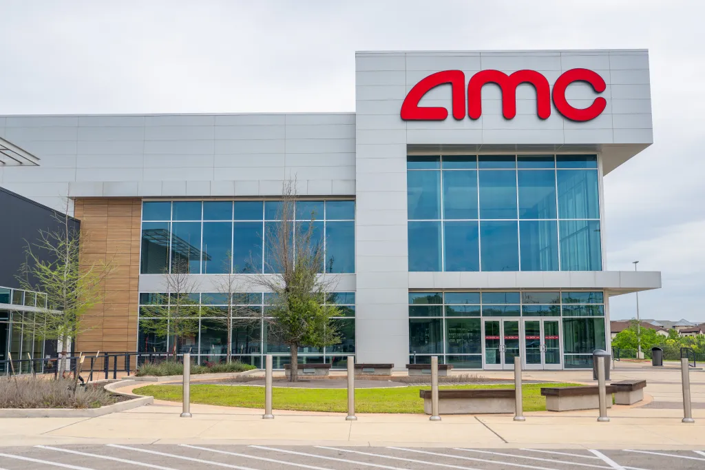 AMC Entertainment Unveils Executive Promotions