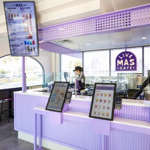 Taco Bell’s Live Más Café begins a nationwide expansion