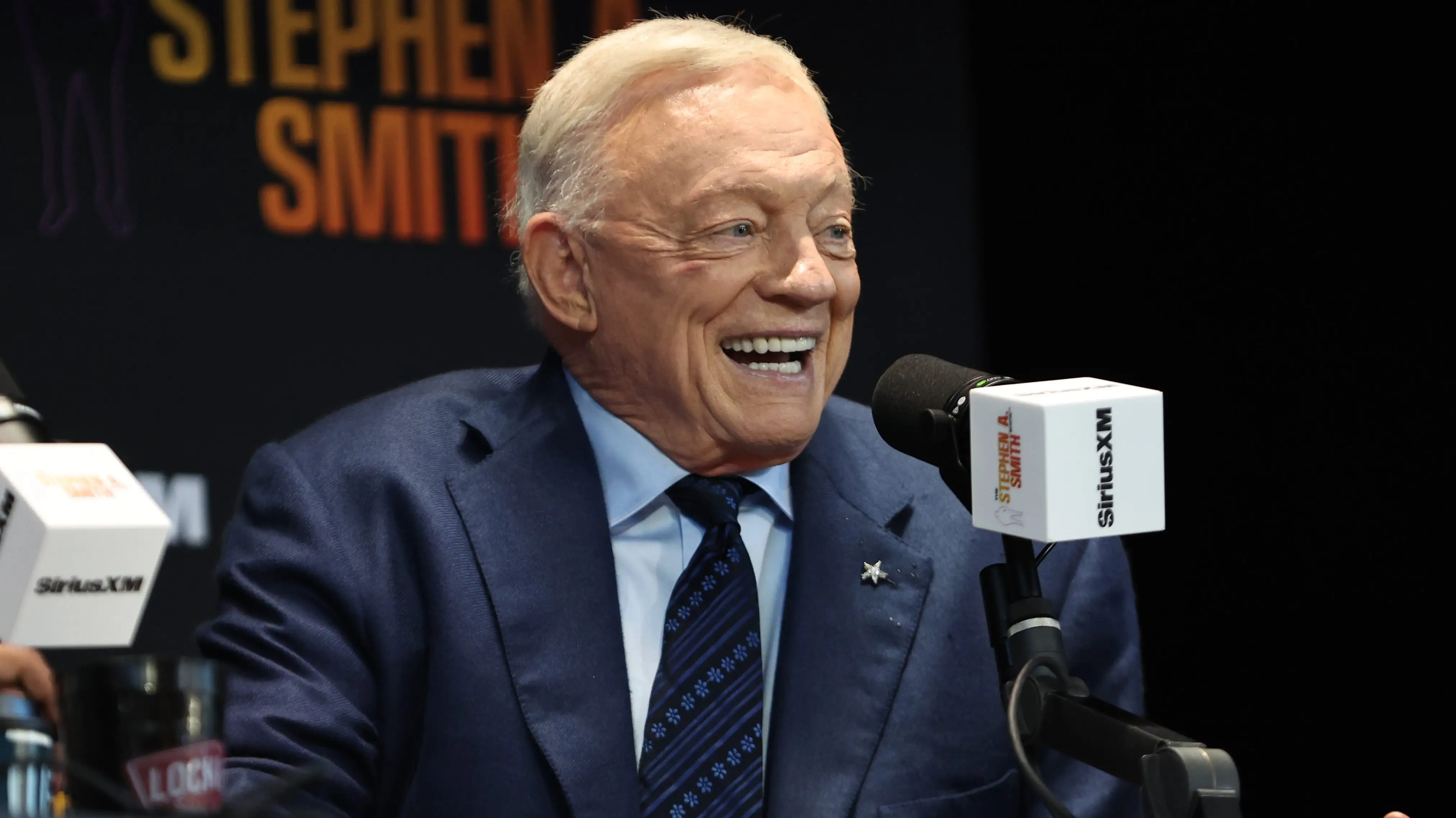 Cowboys' Jerry Jones Gets Backlash for Actions in Week 9 Loss