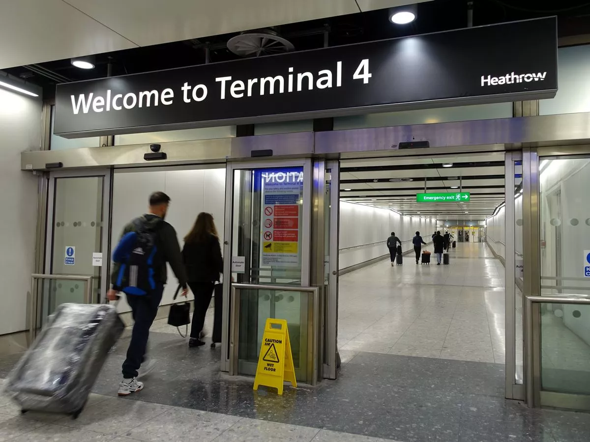 Heathrow Airport urges Brits to sign up for key alerts ahead of booking a trip