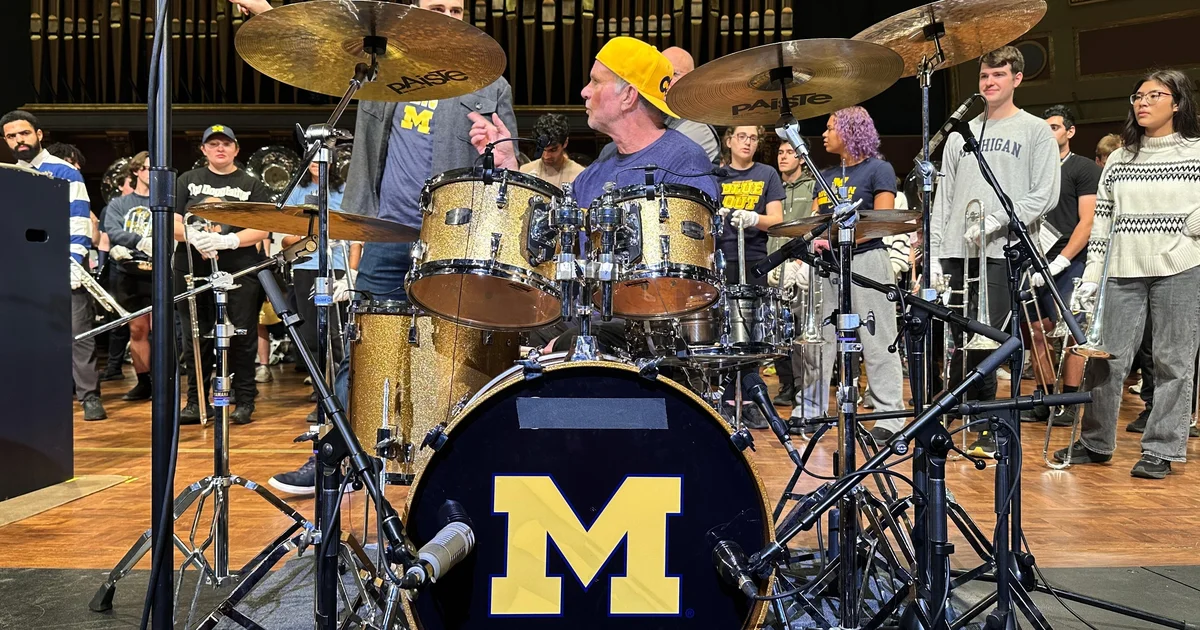Red Hot Chili Peppers drummer Chad Smith's Midwest roots inspire surprise gift to University of Michigan