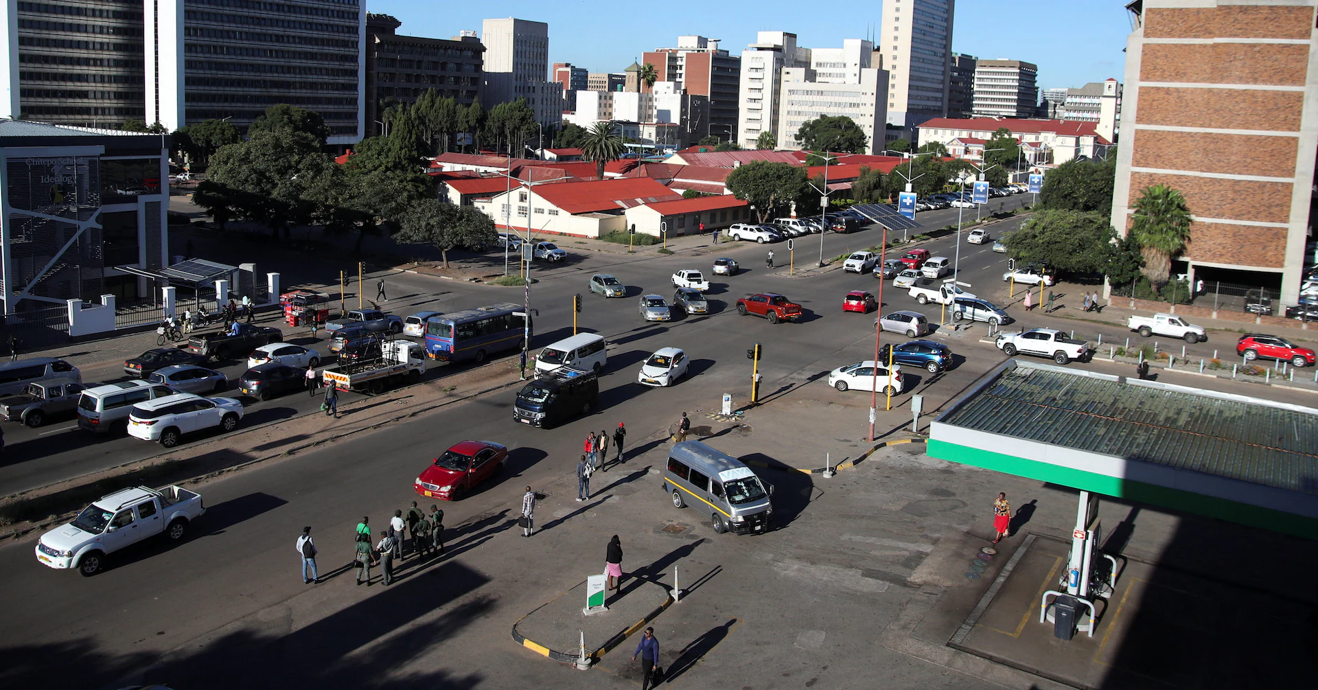 Zimbabwe's inflation set to drop amid stable currency and gold boom