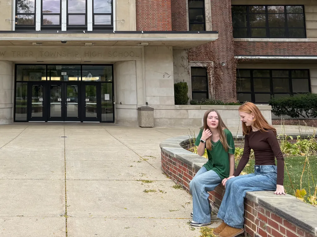 New Trier halting volunteerism with migrants due to ICE