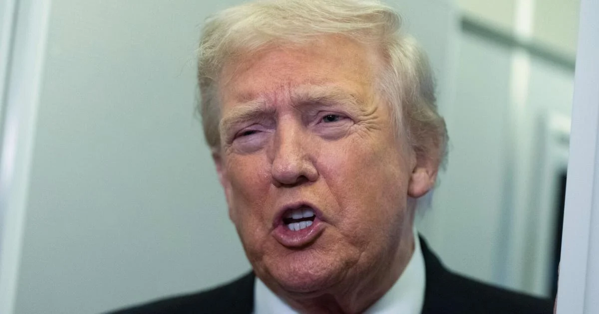 Trump urges VA to back GOP, but does not mention Earle-Sears