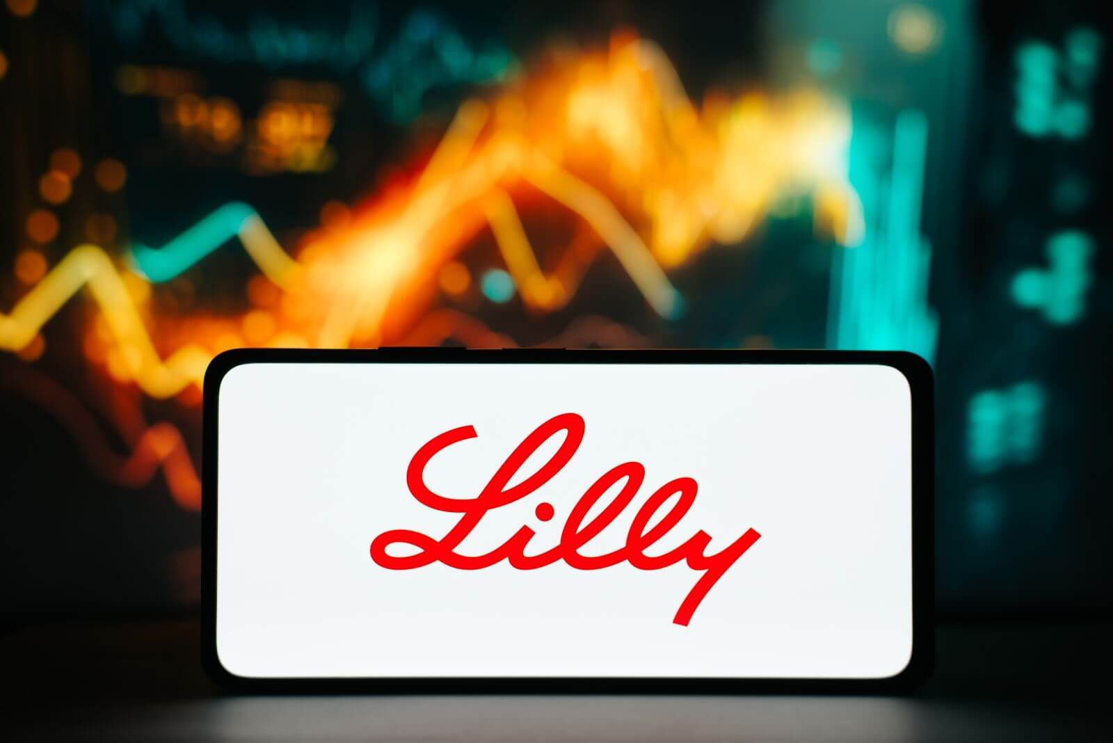 Are Wall Street Analysts Predicting Eli Lilly Stock Will Climb or Sink?