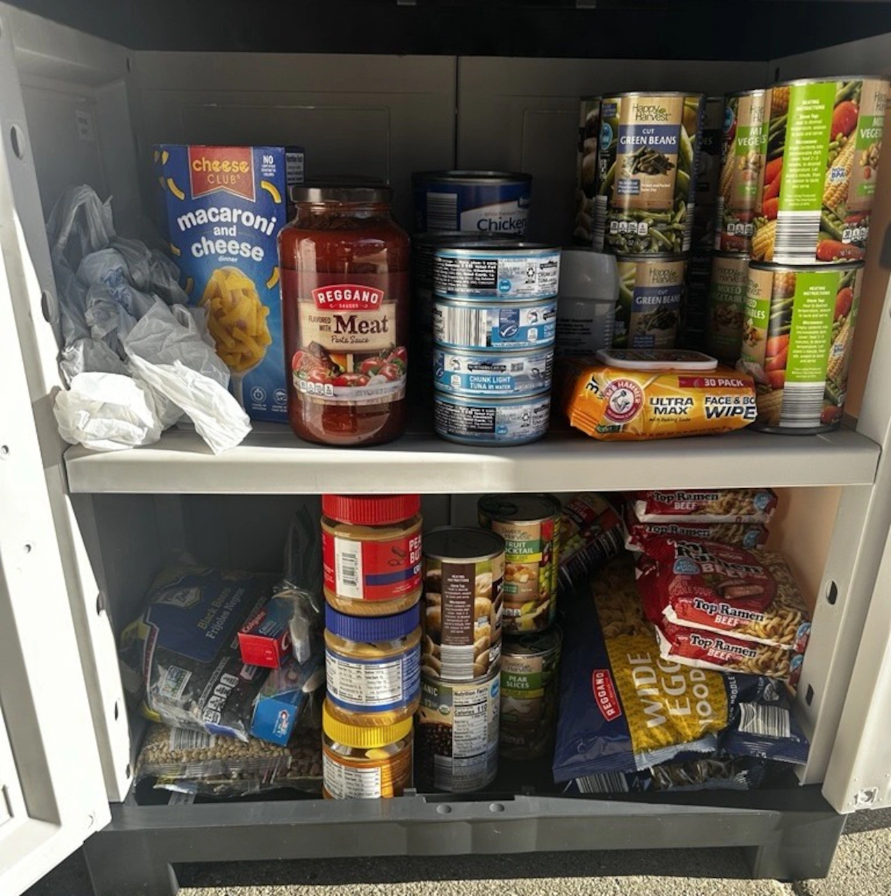 Muskegon credit union opens food pantry amid pause in SNAP benefits