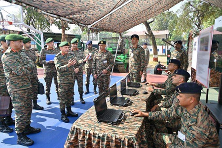 Army Chief reviews Kharga Corps to assess operational preparedness