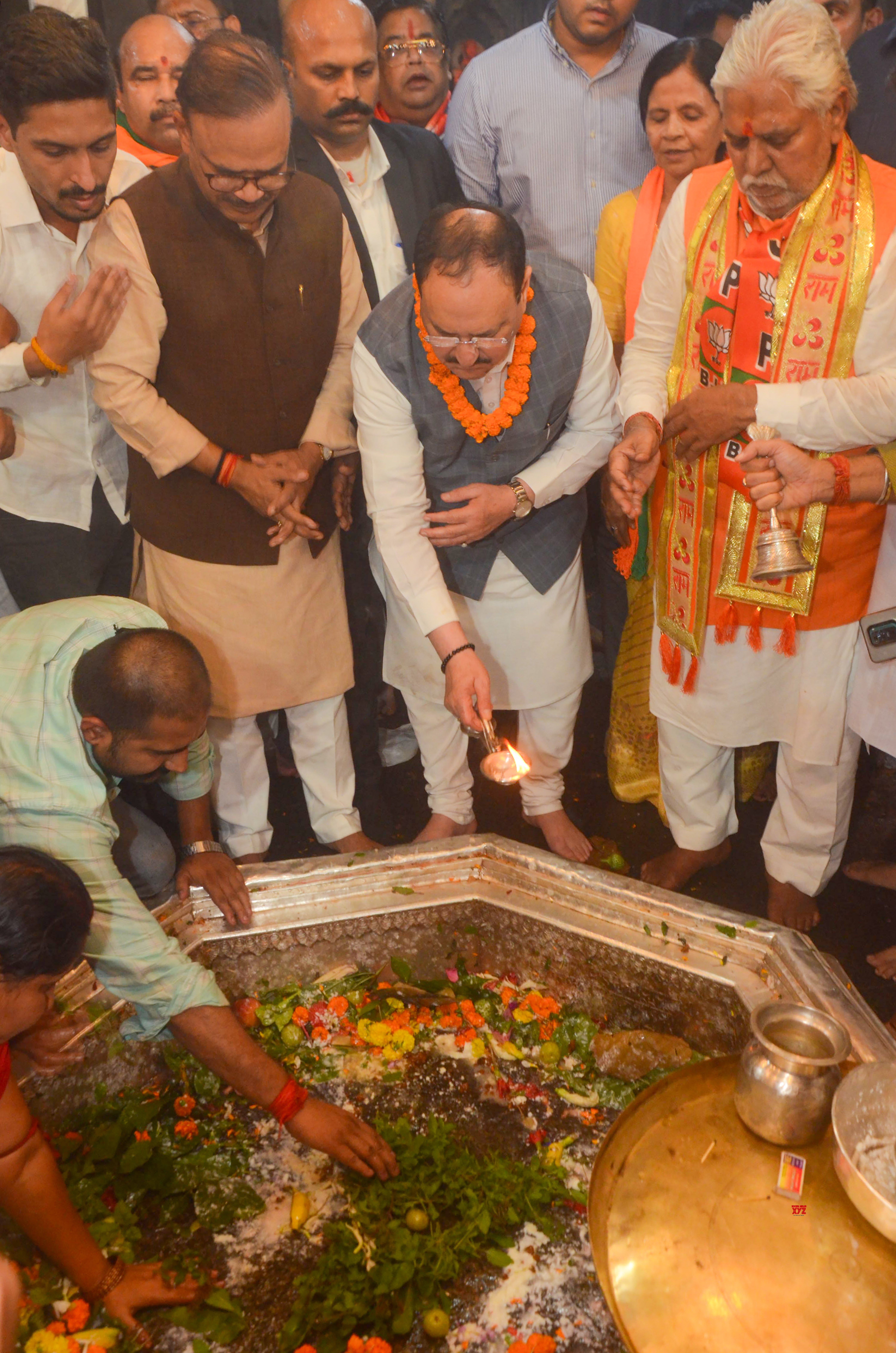 J.P. Nadda Offers Prayers at Vishnupad Temple #Gallery