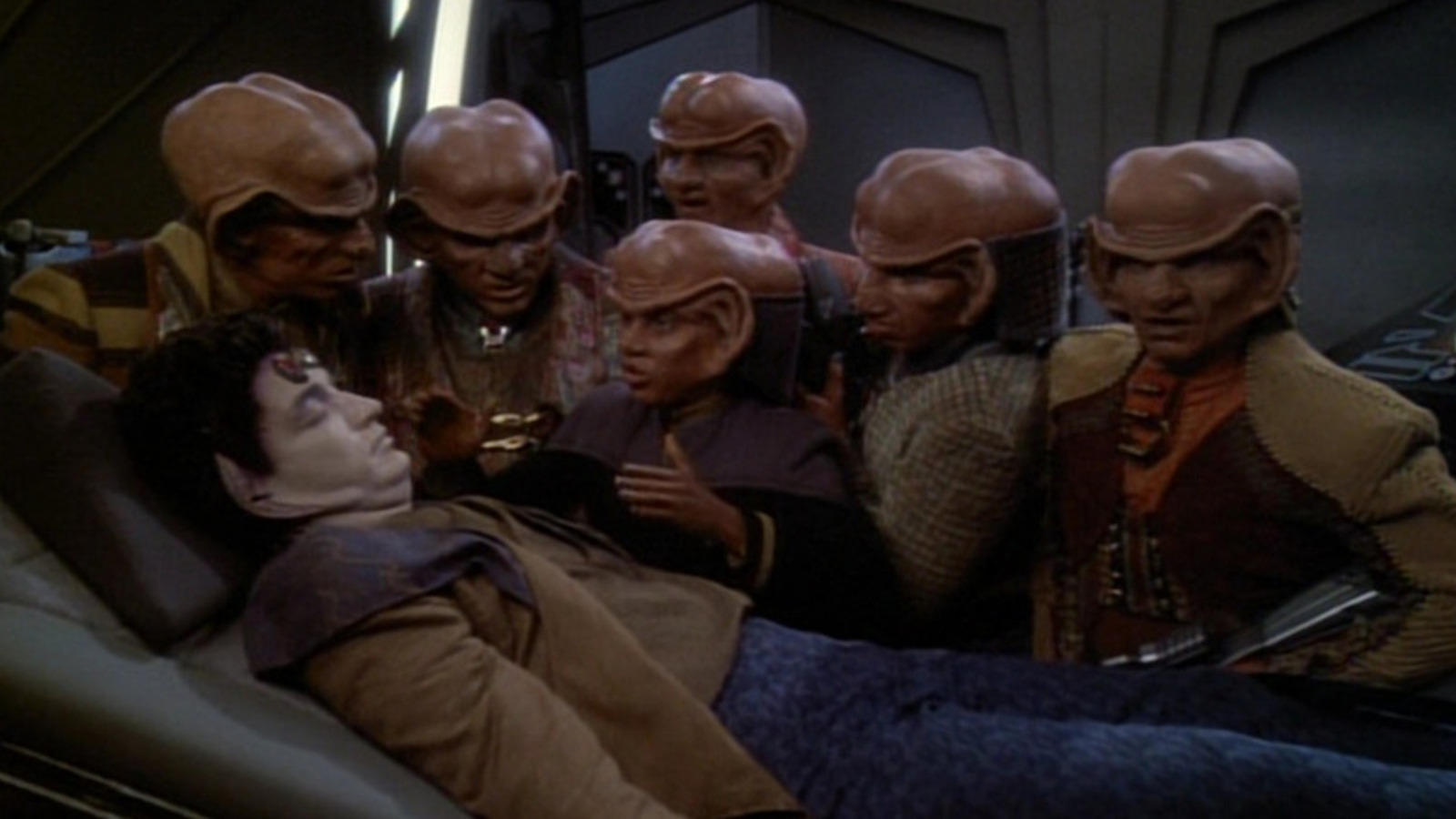 How Star Trek: DS9 Bosses Tried To Trip One Star Up During Their Audition
