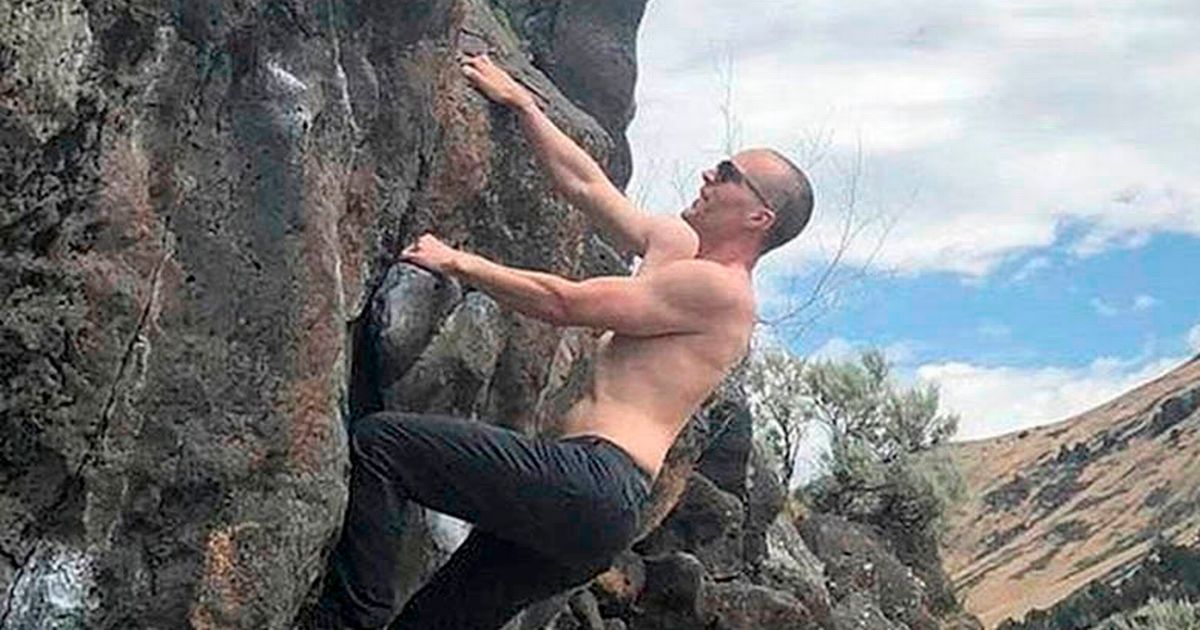 Dad and son killed by Asian hornets after being stung ‘over 100 times’ on zipline