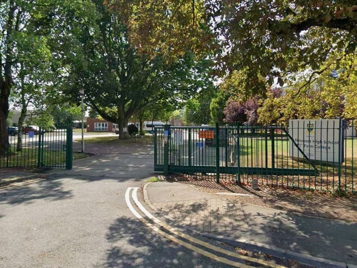 Scared pupils ‘hid under tables’ as UK school placed in 'lockdown' after 'malicious' phone call