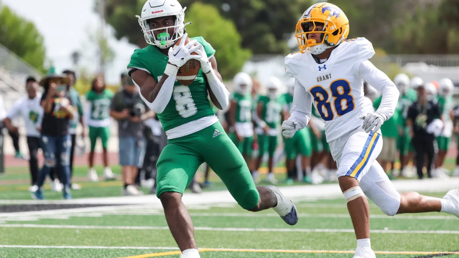 Poll: Lincoln stays at No. 4 in our weekly high school football rankings