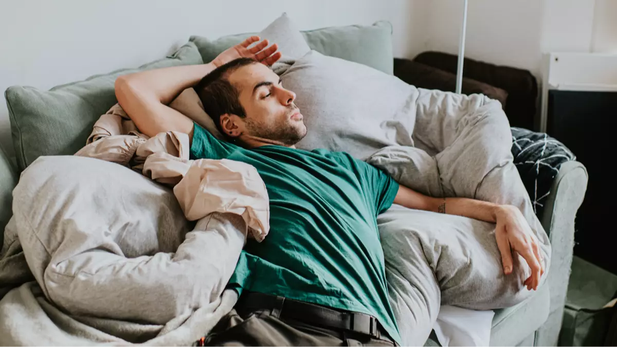 Expert issues urgent warning to people who procrastinate as it could be sign of serious health issue