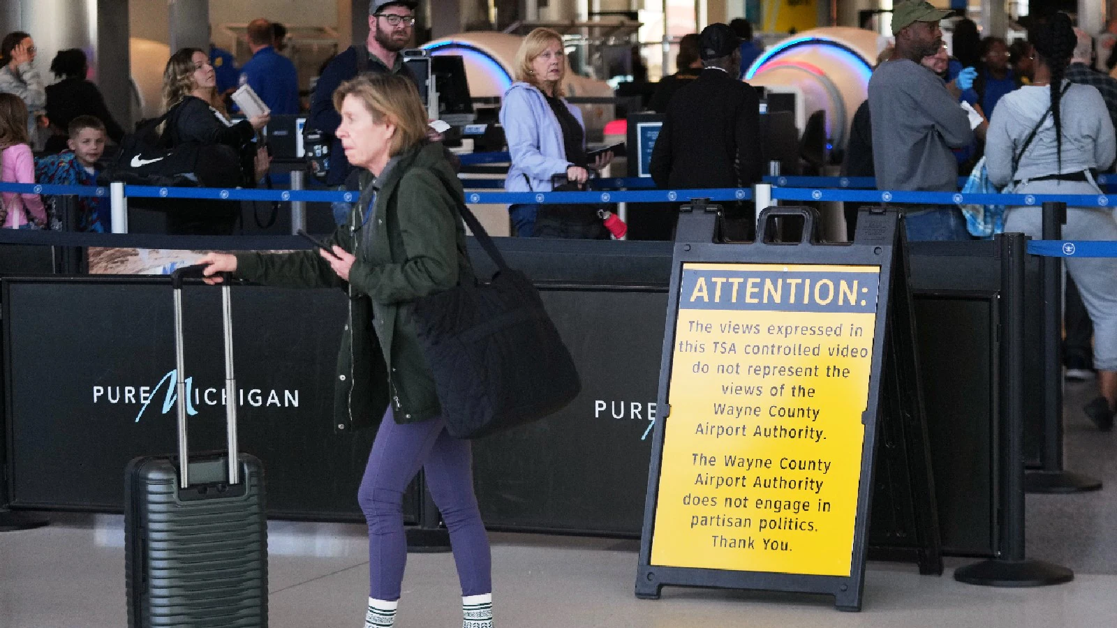 Thousands Of Flights Delayed As US Airports Battle Staffing Shortage Amid Govt Shutdown