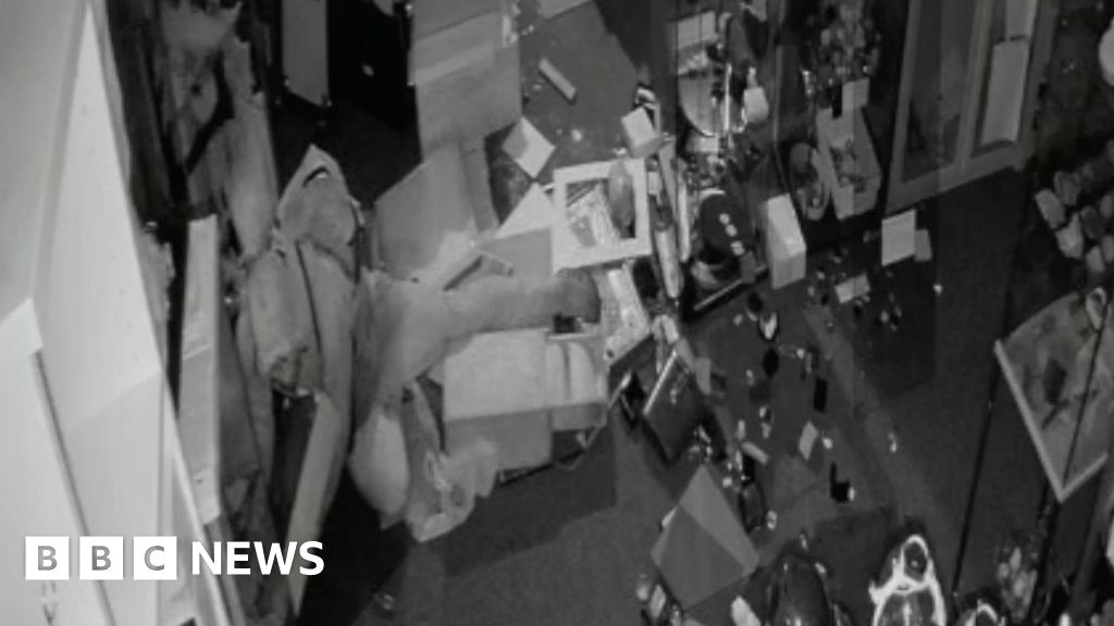 Antique shop burglar's fall caught on CCTV
