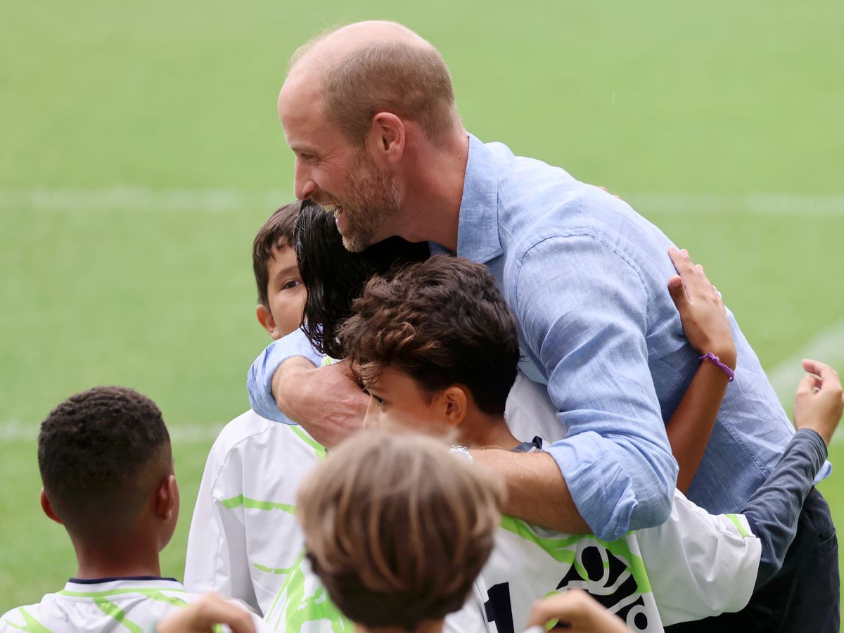 Prince William quietly rubbishes Meghan Markle claim in heartwarming moment