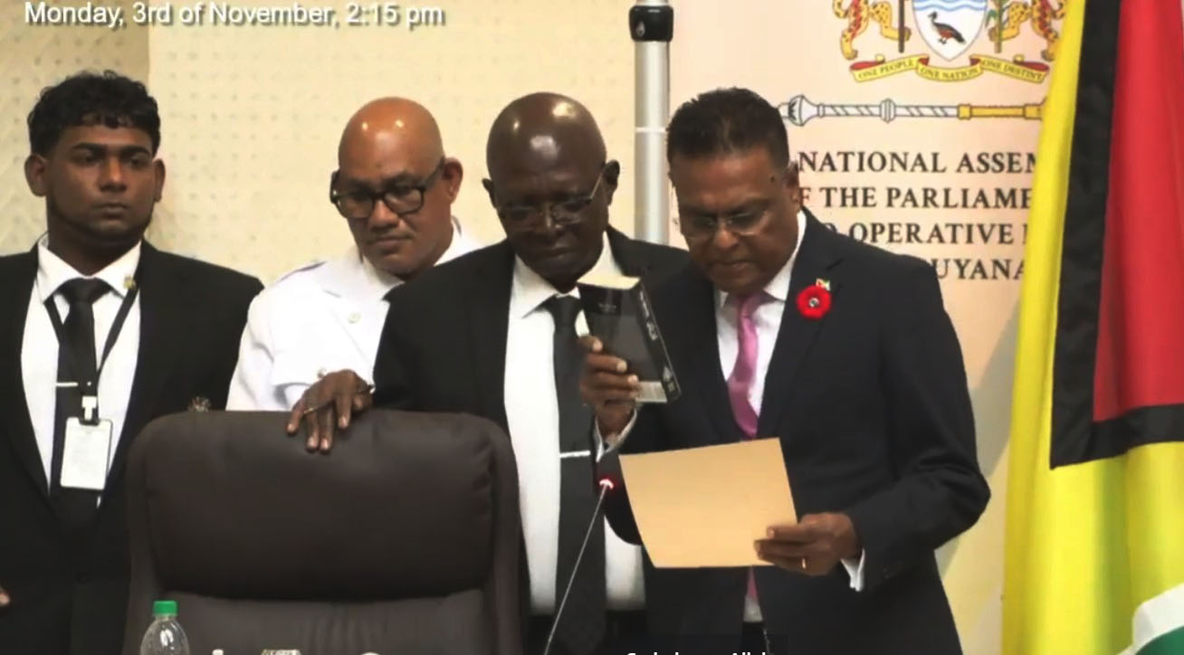 MPs sworn in but no election of Opposition Leader