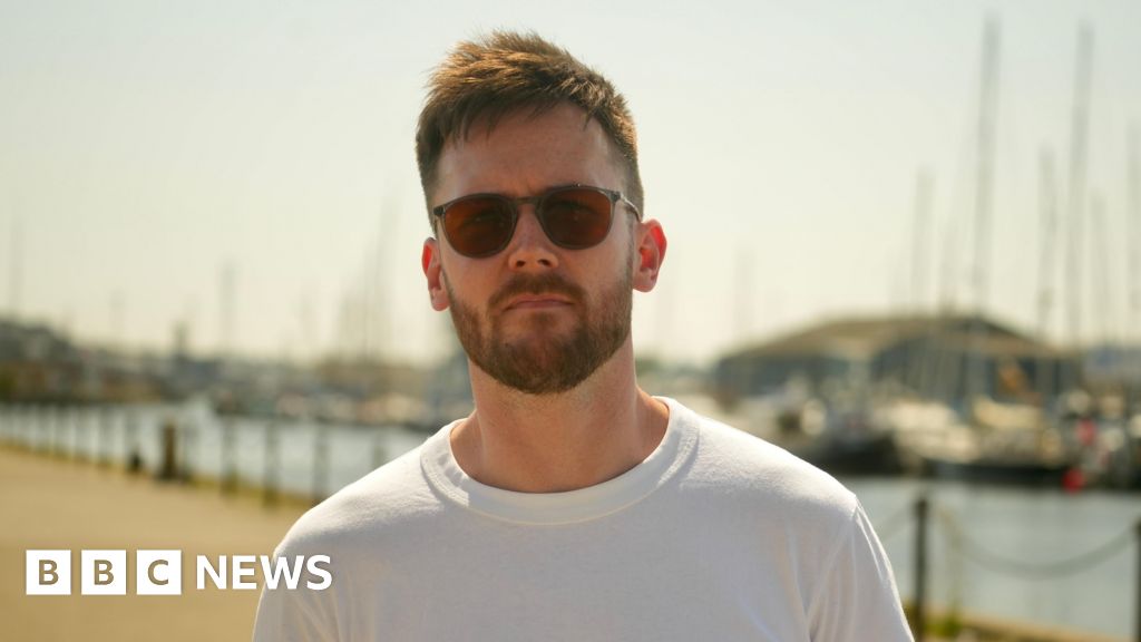 Flat buyer with no law qualifications wins refund