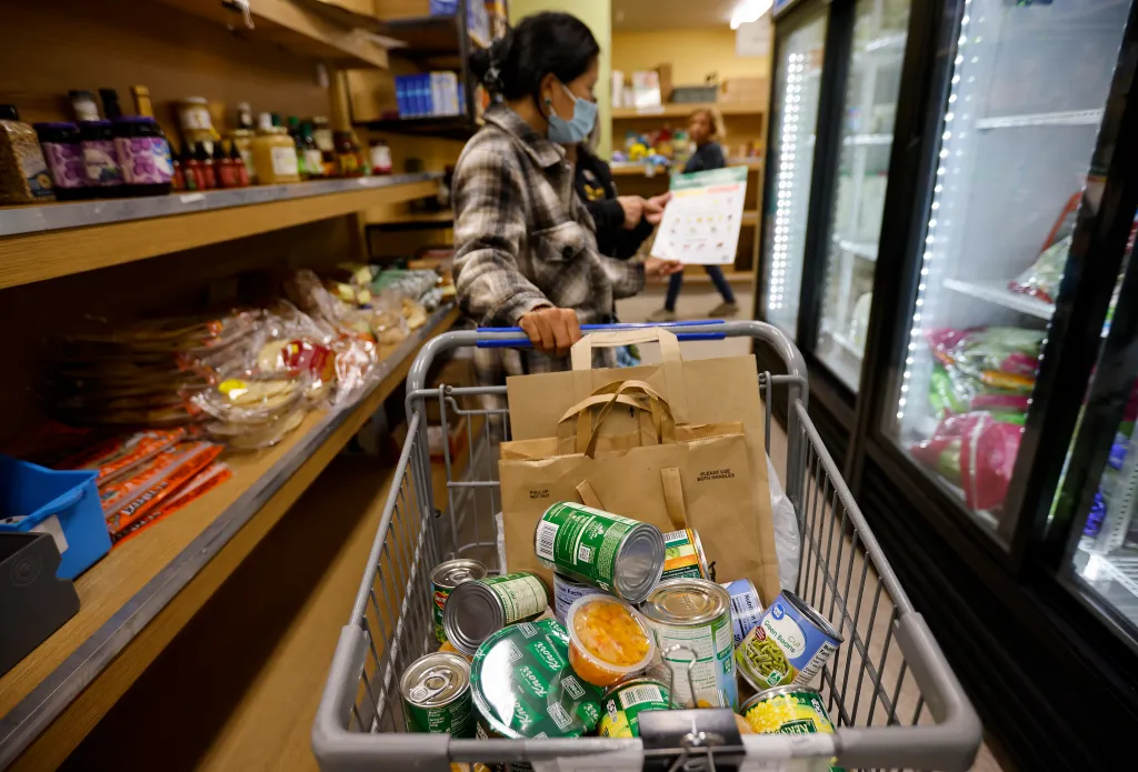 Lines at Bay Area food pantries double as SNAP payments freeze, remain uncertain