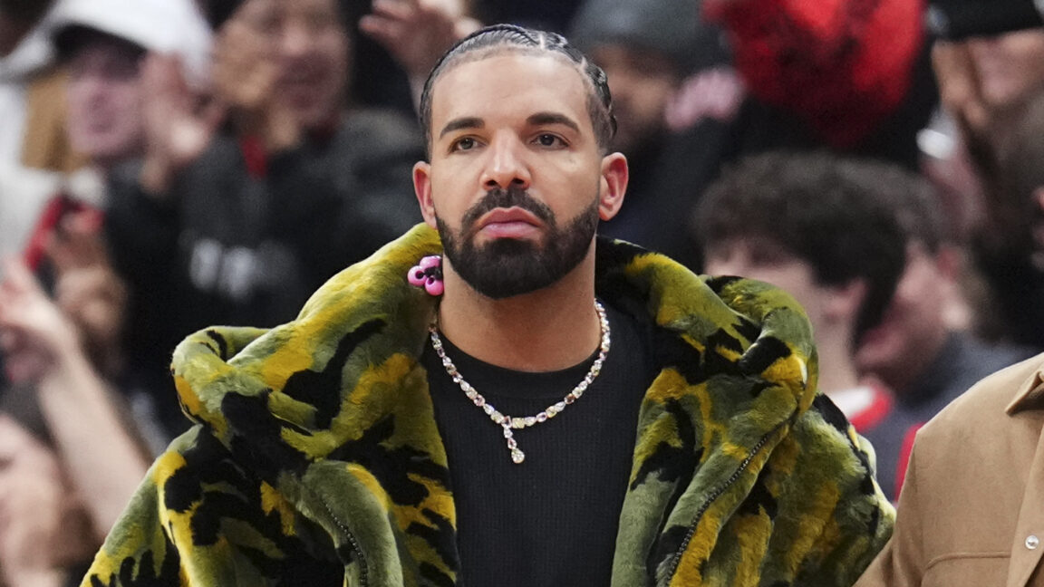 Real humans don’t stream Drake songs 23 hours a day, rapper suing Spotify says