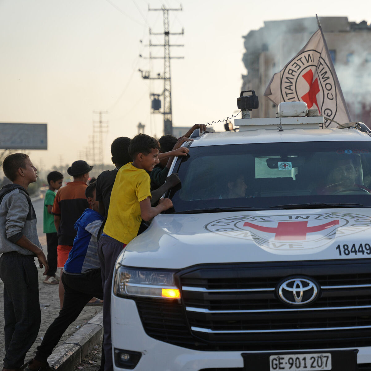 Israel hands over bodies of 45 Palestinians