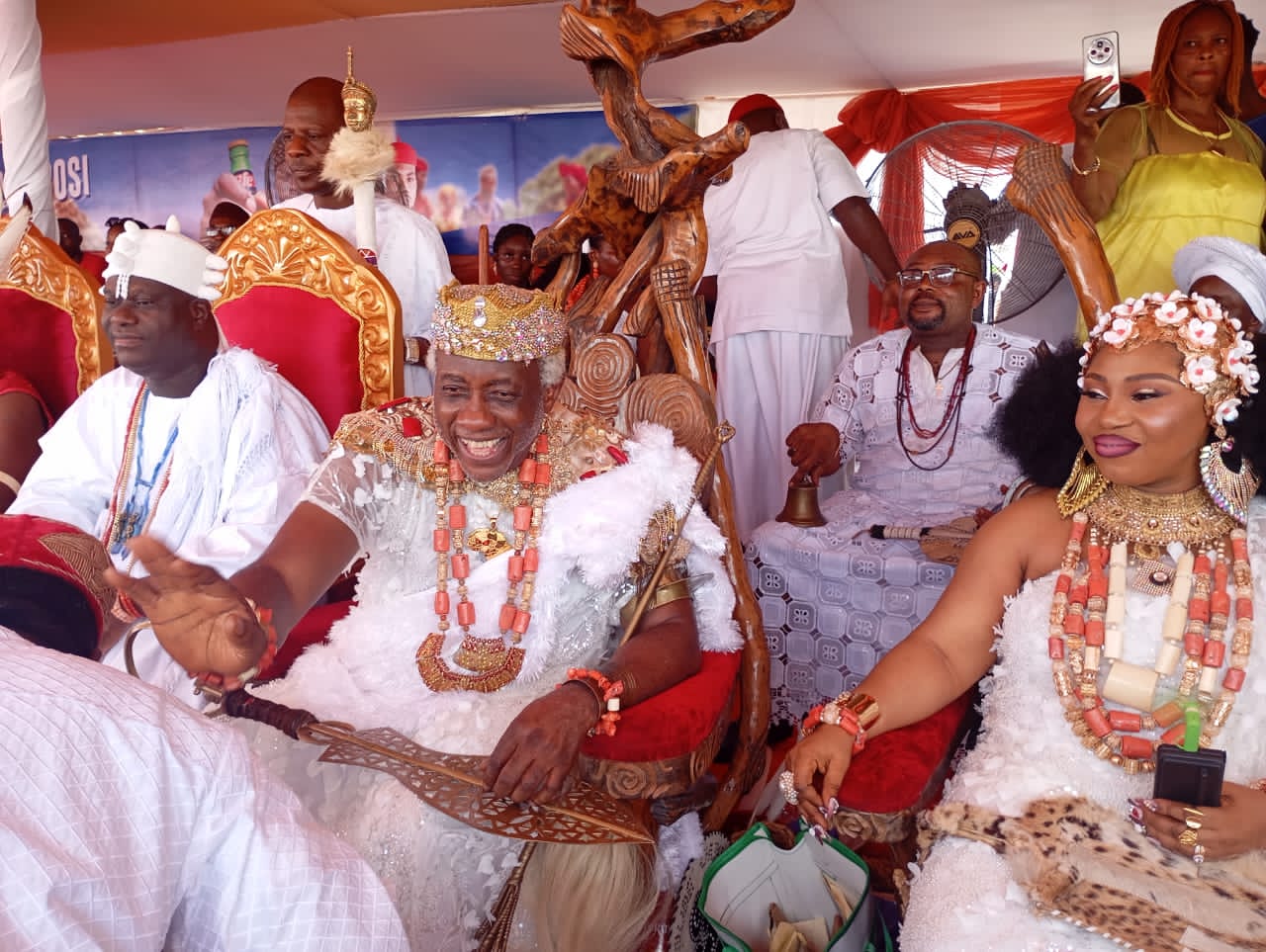 Handshake across the Niger as Ooni of Ife, Etsu Nupe, Obi Others grace Eze Obosi’s 14th Obiora/Iwaji cultural fiesta
