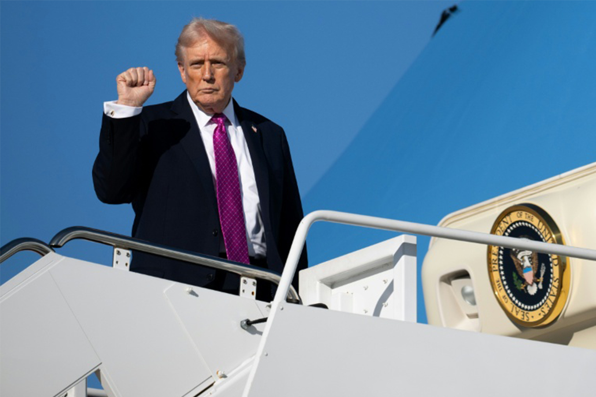 Trump Says He'd Choose Cuomo To Block 'Communist' Mamdani in NYC Mayor Race