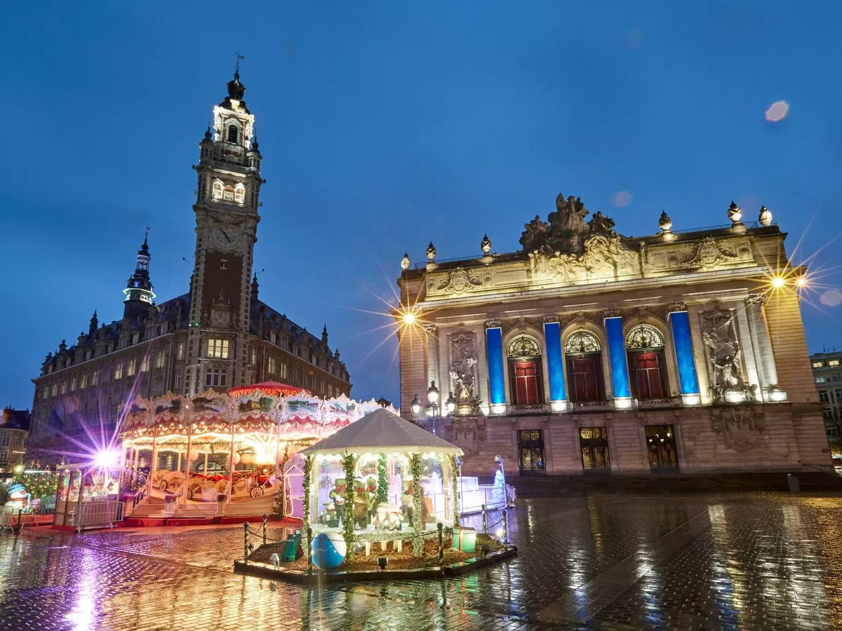 Charming French town with beautiful Christmas market so close it could be a day trip