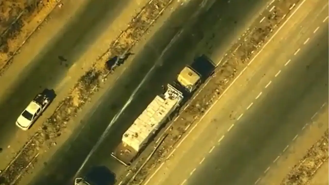 Caught on Camera: Hamas Operatives Attack Driver, Loot Humanitarian Aid in Gaza - Watch US Drone Footage