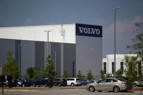 Volvo Cars’ sales fall 2% in October, says market remains challenging