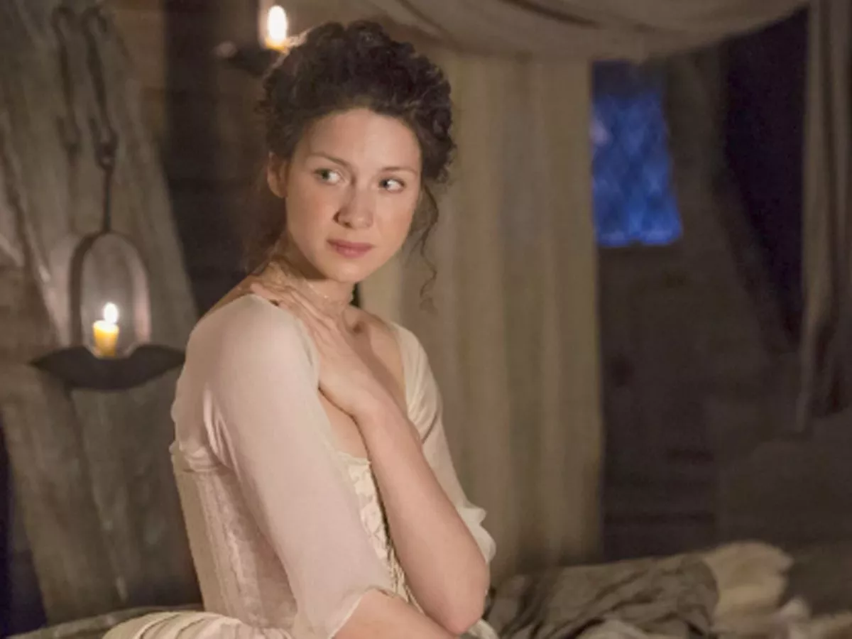 Outlander producer admits scrapping ‘really terrible’ Jamie and Claire wedding detail