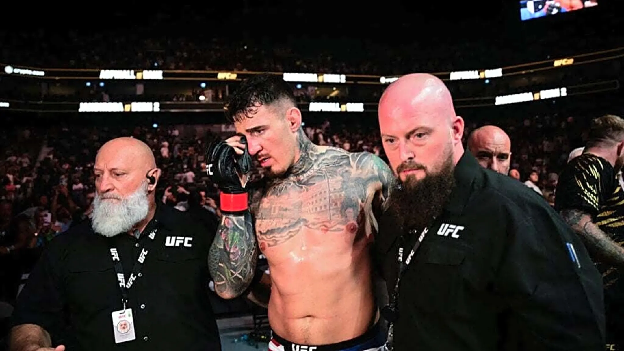 Former UFC heavyweight champion says there is only one way to stop eye pokes after UFC 321 controversy